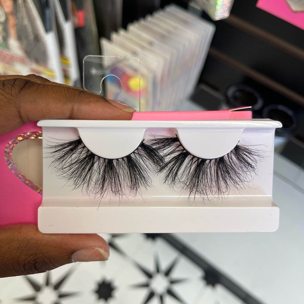 Mink Lashes Flutter 25MM